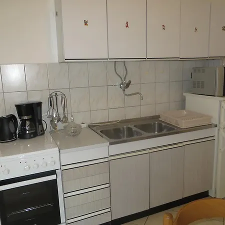 Sea&sun Apartment *